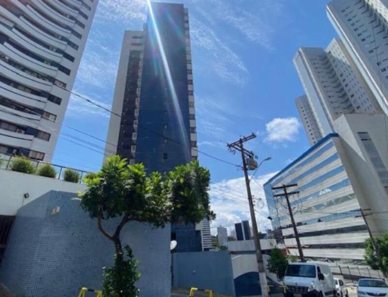 LOTE 001 APARTAMENTO DE N° 202, EDIFICIO RESIDENCIAL VARANDAS ALTO DO ITAIGARA, COM QUATRO SUITES, C, localizado em Salvador - BA, bairro Itaigara
